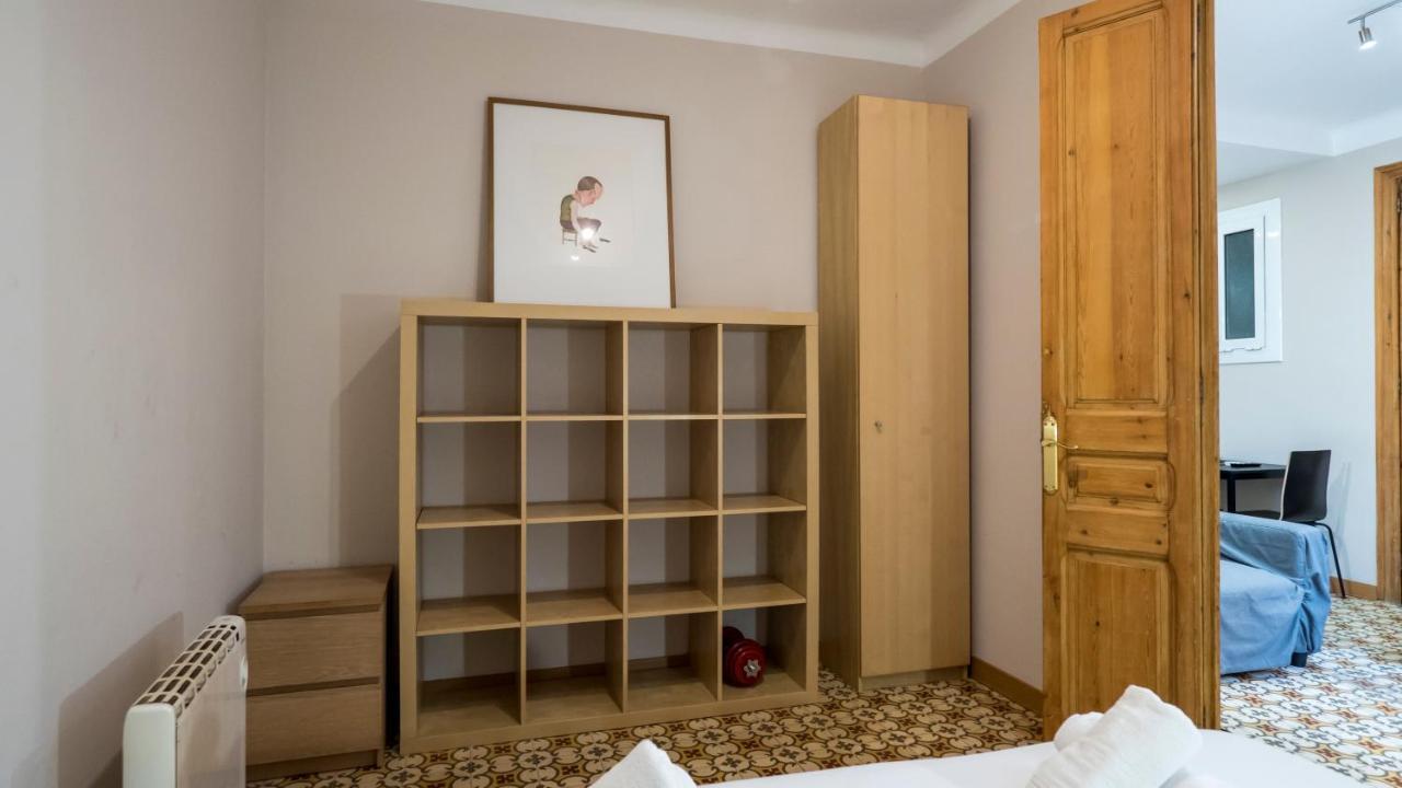 Acogedor Apartamento De 2 Dormitorios Барселона Екстериор снимка