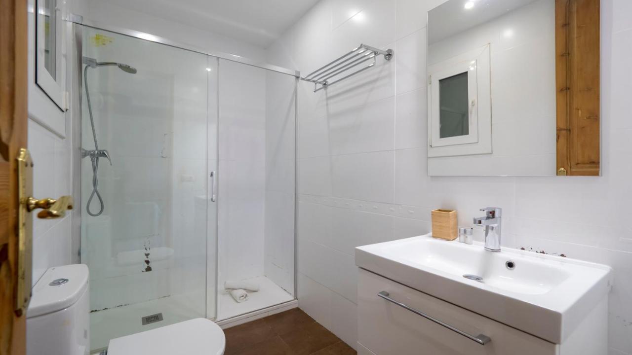 Acogedor Apartamento De 2 Dormitorios Барселона Екстериор снимка